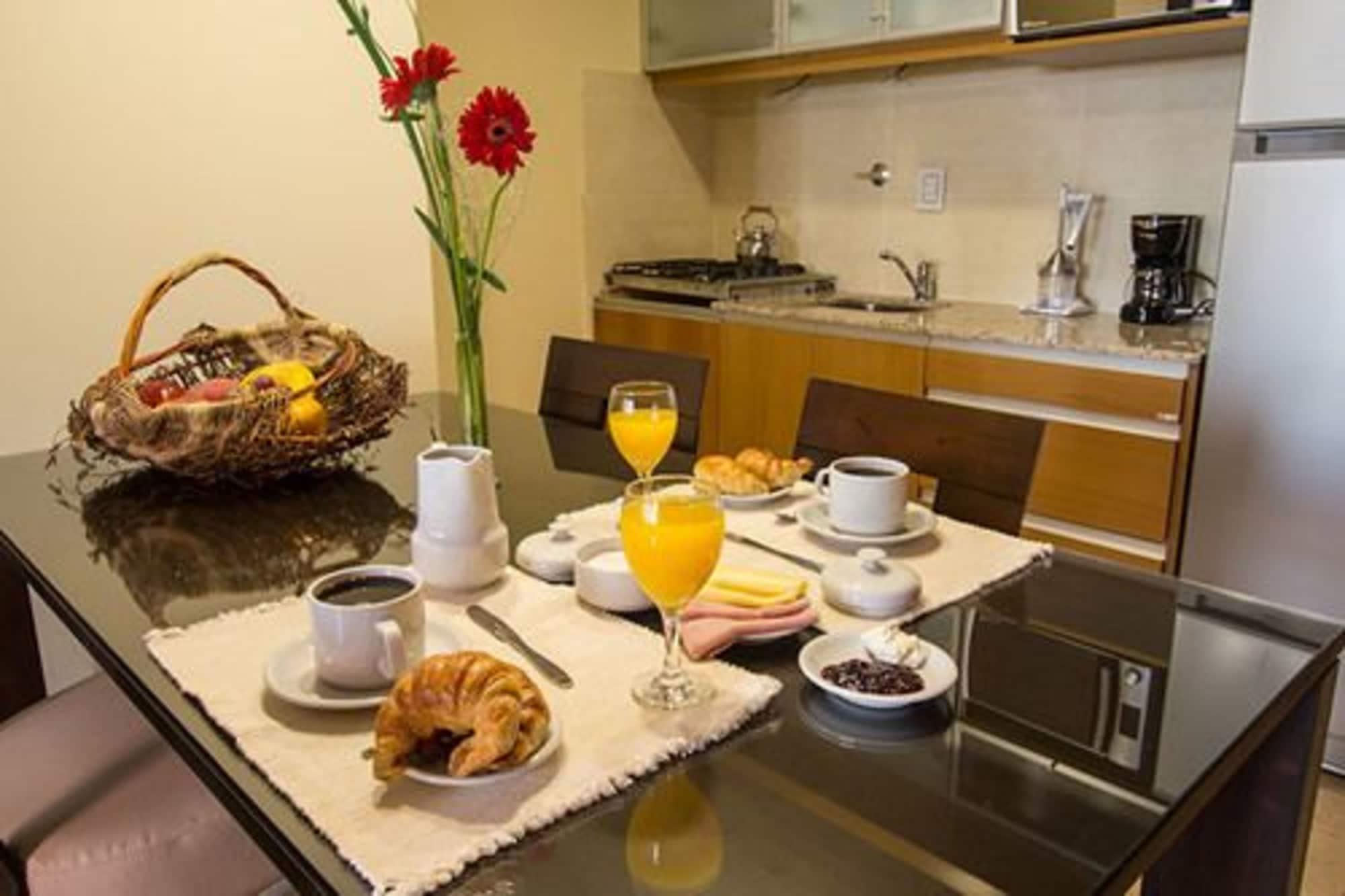 Los Robles Apart & Spa Сан Карлос де Барилоче Екстериор снимка