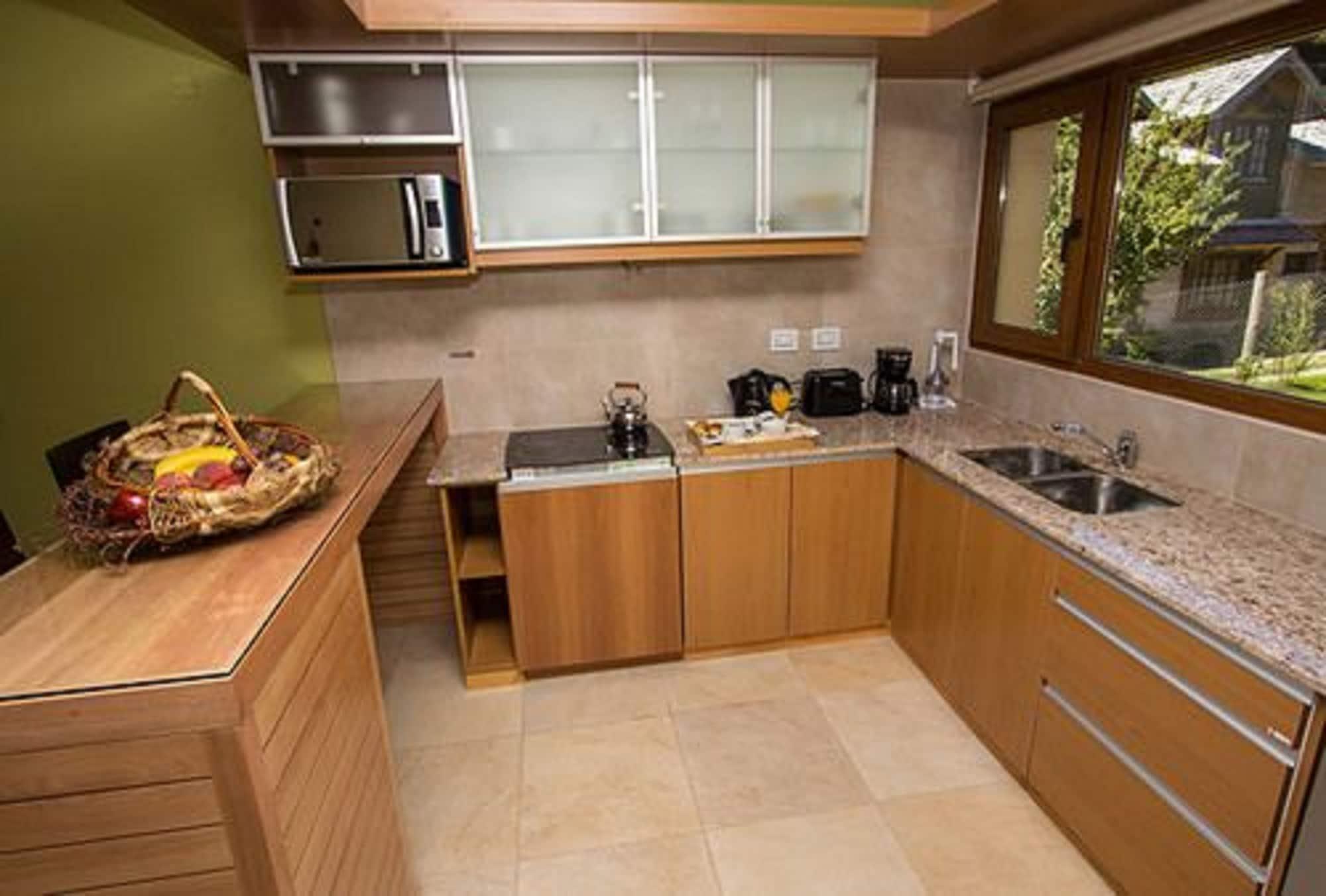Los Robles Apart & Spa Сан Карлос де Барилоче Екстериор снимка
