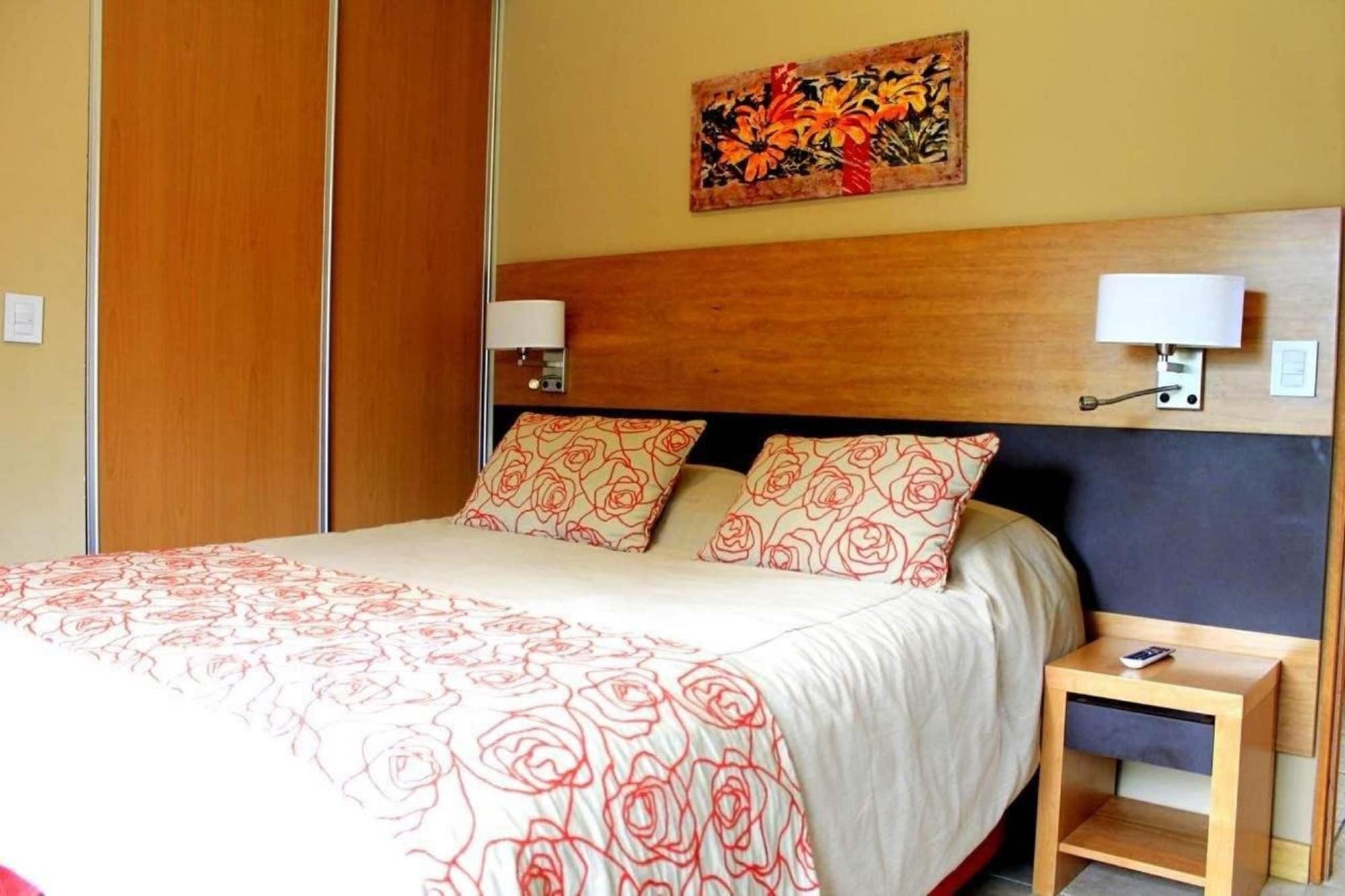 Los Robles Apart & Spa Сан Карлос де Барилоче Екстериор снимка