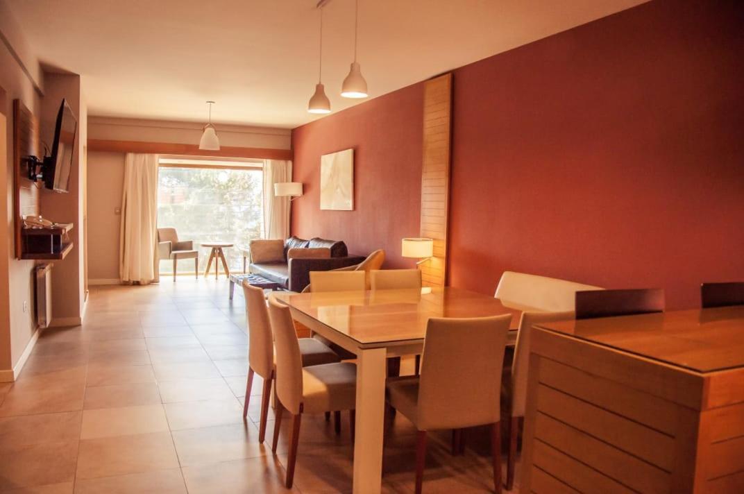 Los Robles Apart & Spa Сан Карлос де Барилоче Екстериор снимка