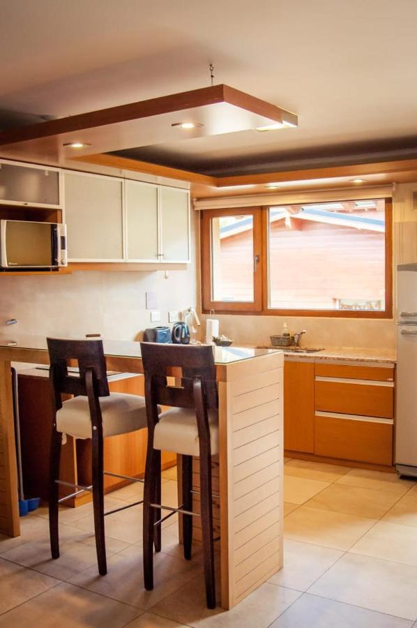 Los Robles Apart & Spa Сан Карлос де Барилоче Екстериор снимка