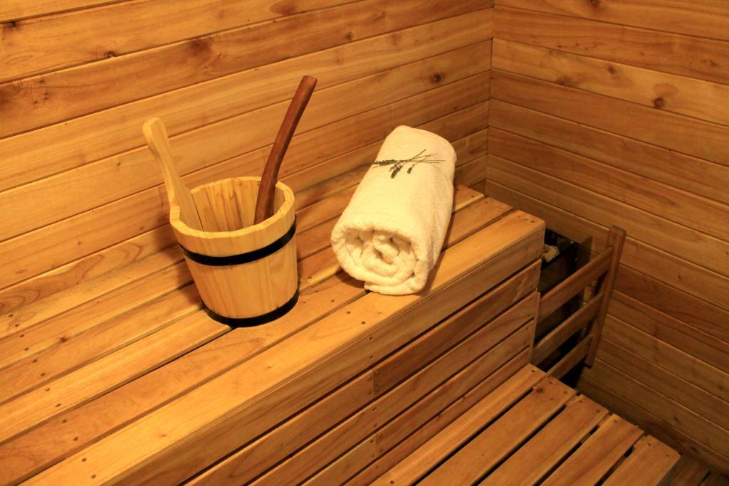 Los Robles Apart & Spa Сан Карлос де Барилоче Екстериор снимка