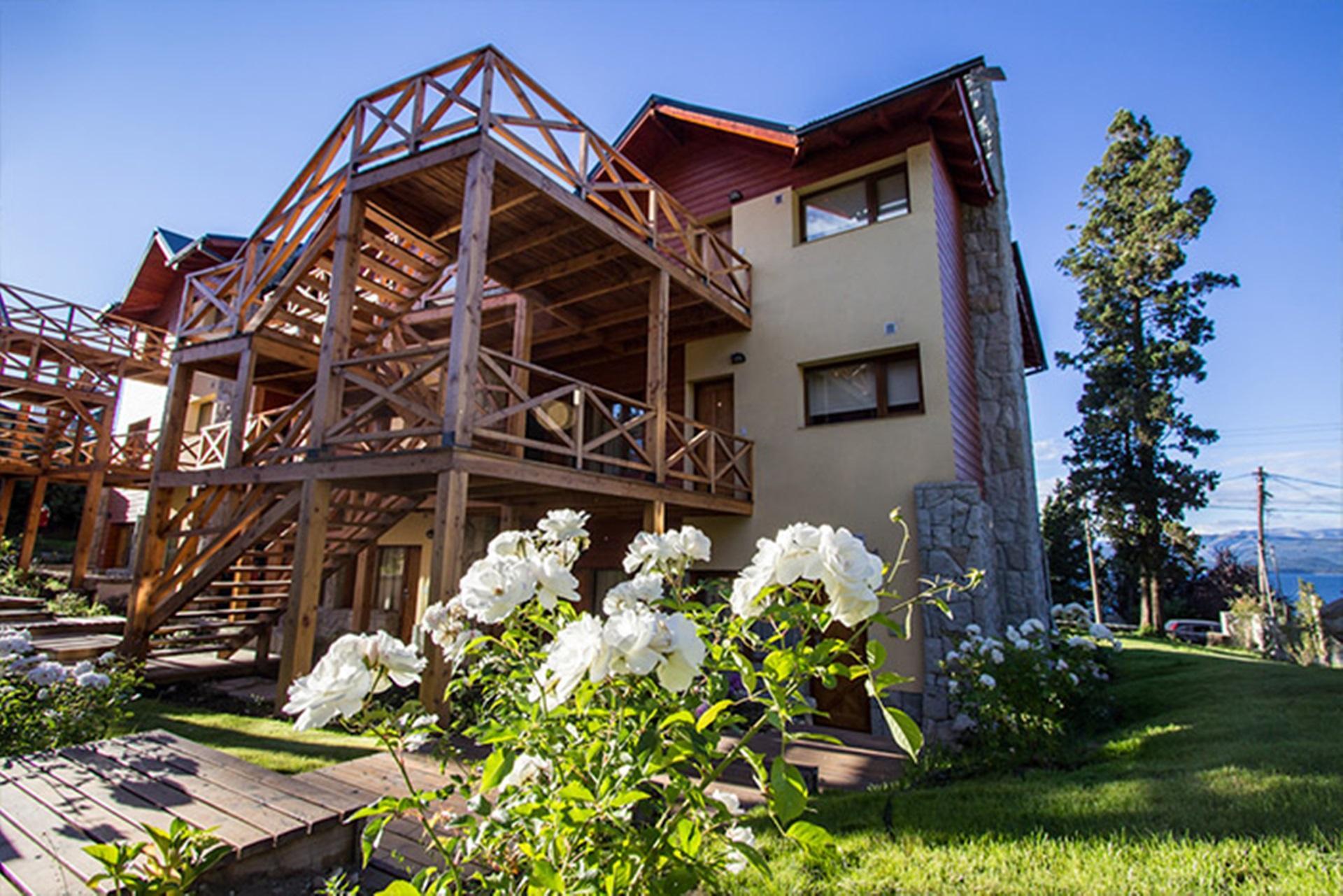 Los Robles Apart & Spa Сан Карлос де Барилоче Екстериор снимка