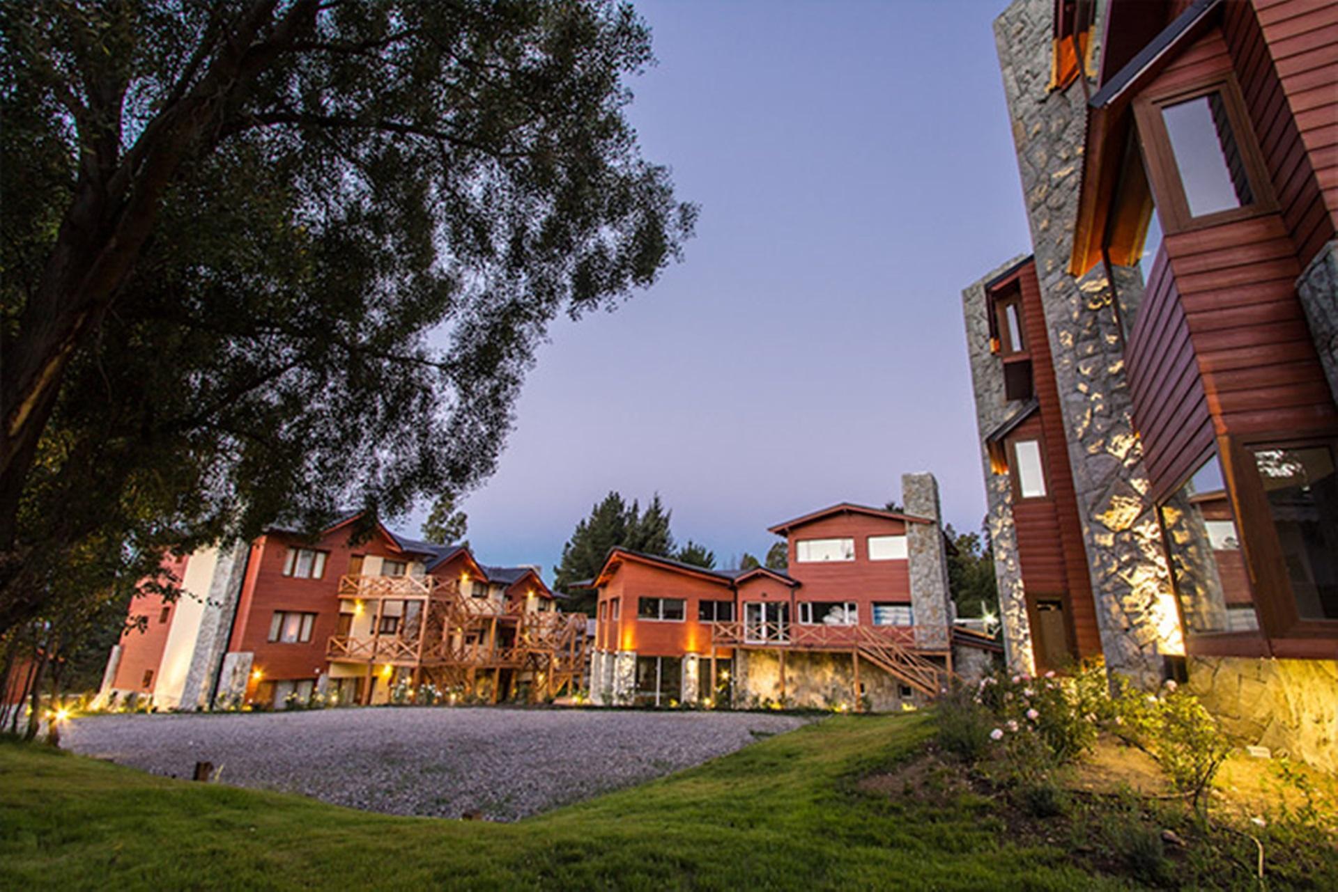 Los Robles Apart & Spa Сан Карлос де Барилоче Екстериор снимка