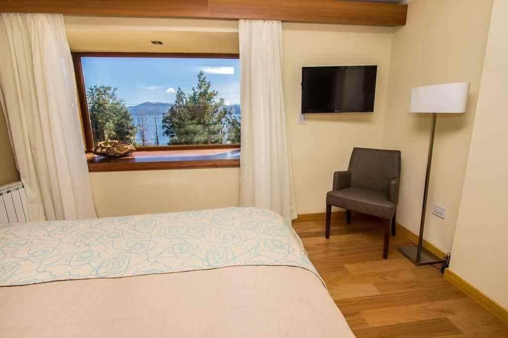 Los Robles Apart & Spa Сан Карлос де Барилоче Екстериор снимка